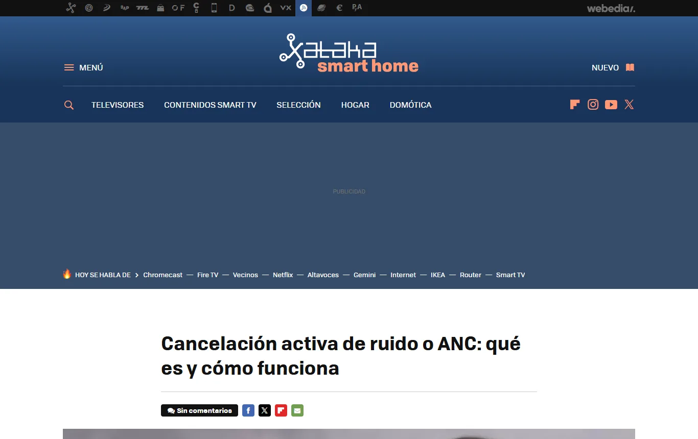 Captura de xatakahome.com : artículo de Xataka Home « Cancelación activa de ruido o ANC: qué es y cómo funciona » (xatakahome.com/altavoces/cancelacion-activa-ruido-anc-que-como-funciona), apartado de cómo funciona y reducción de más de 25 a 30 dB